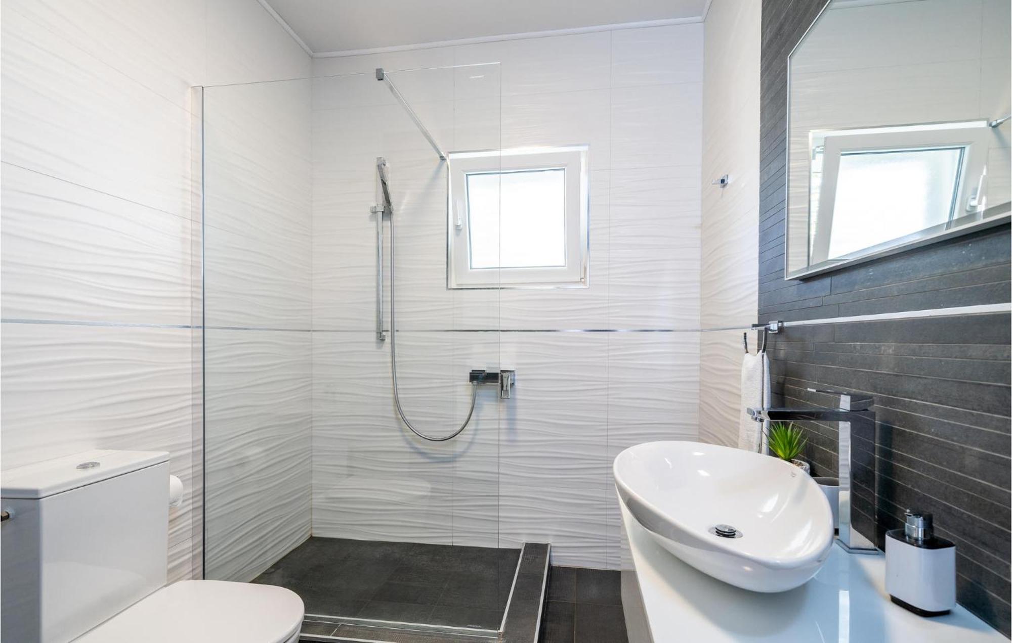Gorgeous Home In Janjina With Sauna Экстерьер фото